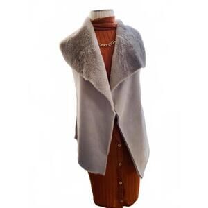Twelfth love Faux Fur Lined Sleeveless Vest with Wide Collar Small